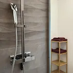 Presqu'ile, Neuf Avec Balcon, Salle De Gym Et Parking *