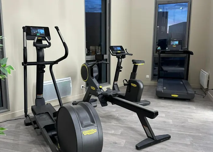 Presqu'ile, Neuf Avec Balcon, Salle De Gym Et Parking * Caen